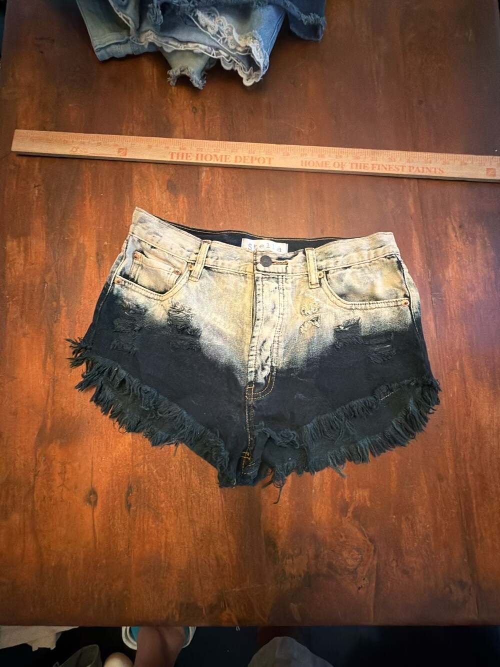 Stella Two-Tone Dip Dye Distressed Denim Shorts Size M